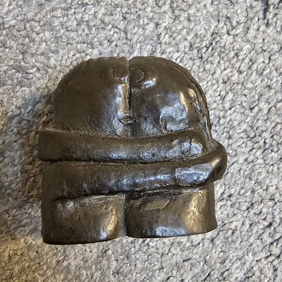 Vintage Wild Goose Studios Love Figure Sculpture Paperweight Unique Art Decor - Picture 4 of 6